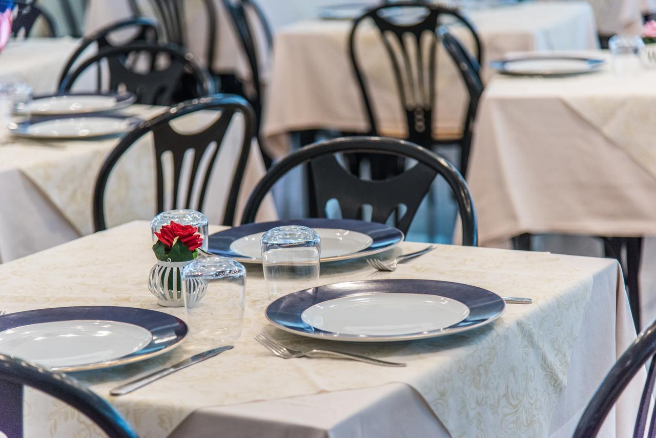 Hotel Nuovo Giardino ريميني المظهر الخارجي الصورة