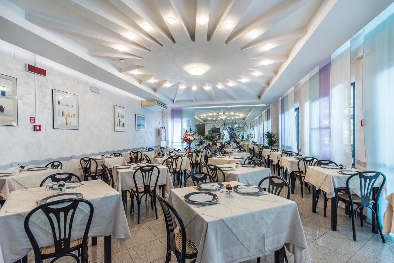Hotel Nuovo Giardino ريميني المظهر الخارجي الصورة