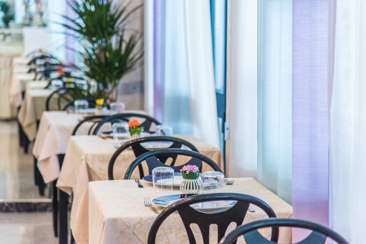 Hotel Nuovo Giardino ريميني المظهر الخارجي الصورة
